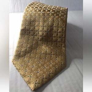 NWT $145 VALENTINO Designer BLOOMINGDALES Tie-  YELLOW FLORAL SILK -ITALY 3.75"